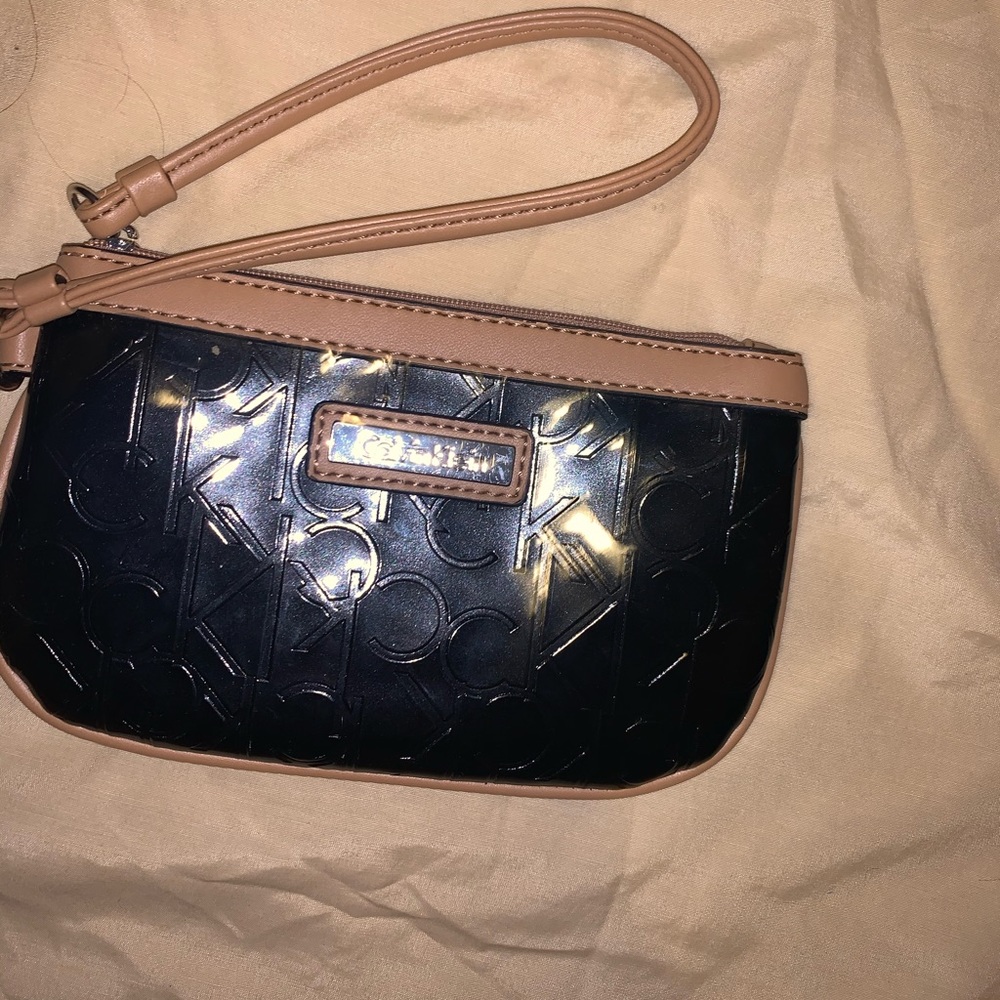 Wristlet